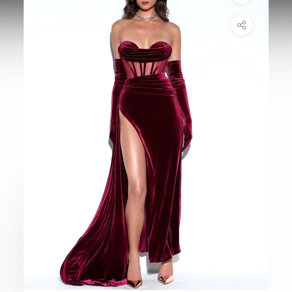 Miss Circle | Octavia Burgundy Draping Crystal Corset High Slit Velvet Gown